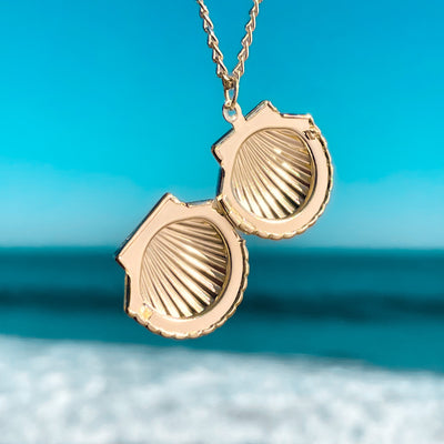 Gold Fan Shell Locket Necklace