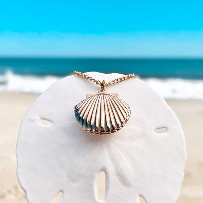 Gold Fan Shell Locket Necklace