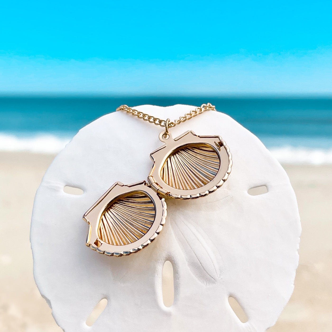 Gold Fan Shell Locket Necklace