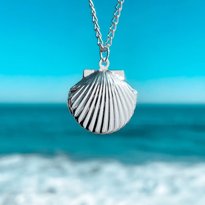 SIlver Fan Shell Locket Necklace